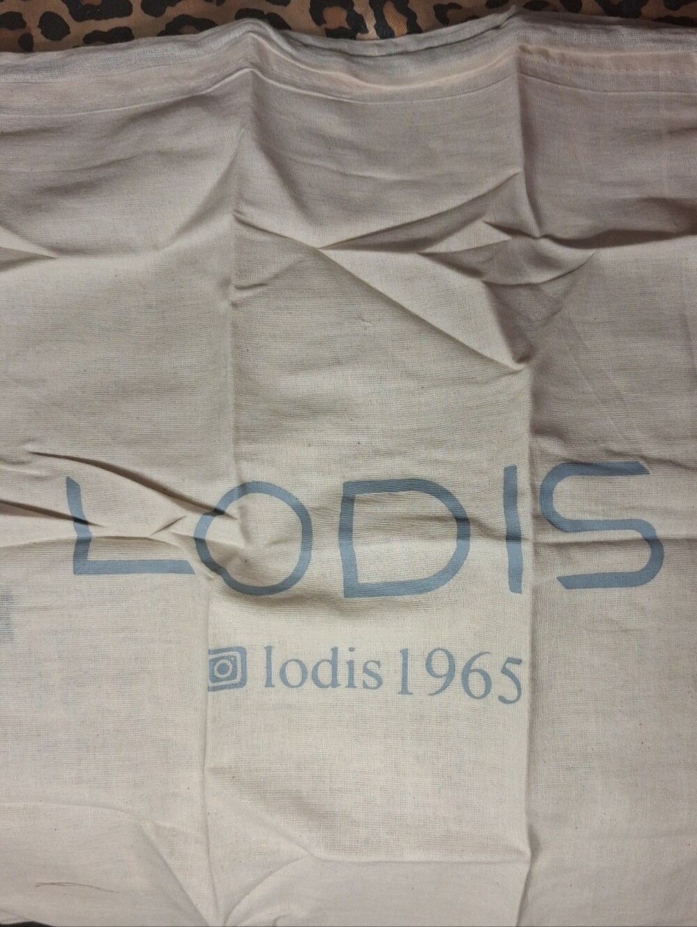 Lodis Judith Organizer Crossbody Bag - Picture 7 of 7